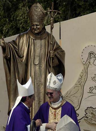 recuerdo_juan_pablo_ii_sigue_vivo_cuba